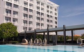 โรงแรมโกลเดน ซิตี้ ระยอง (SHA Plus+)